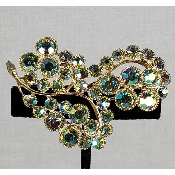 Vintage 1950's Aurora Borealis Iridescent Blues, Greens, Purples Crystal Brooch - Picture 10 of 16